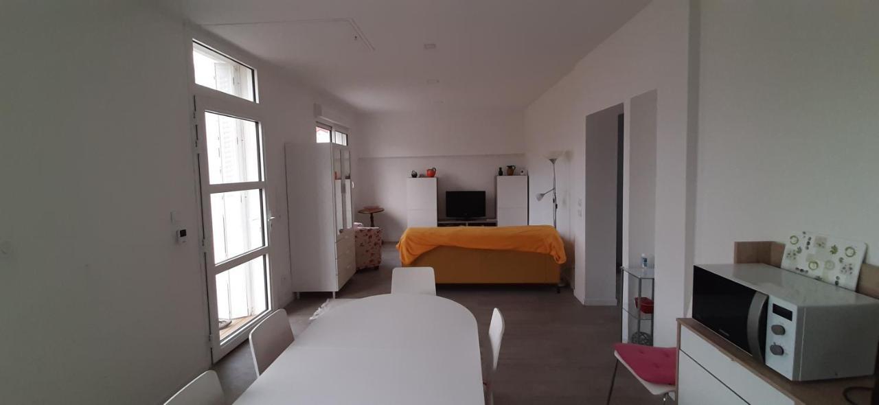 Maison Ville Agreable Riorges Zewnętrze zdjęcie